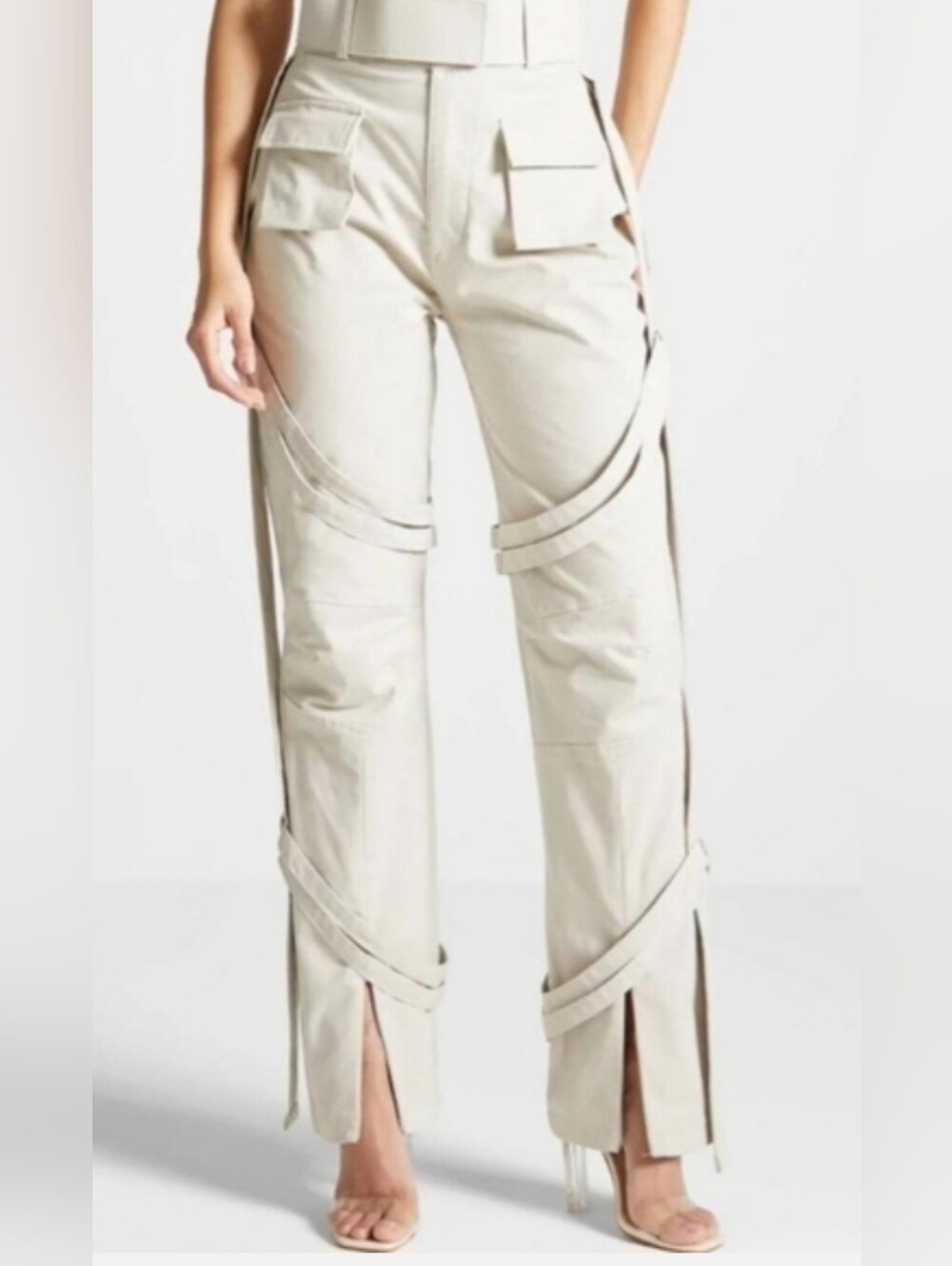 ​Maniere De Voir Beige Carpenter Detail Cargo Pants Size 4